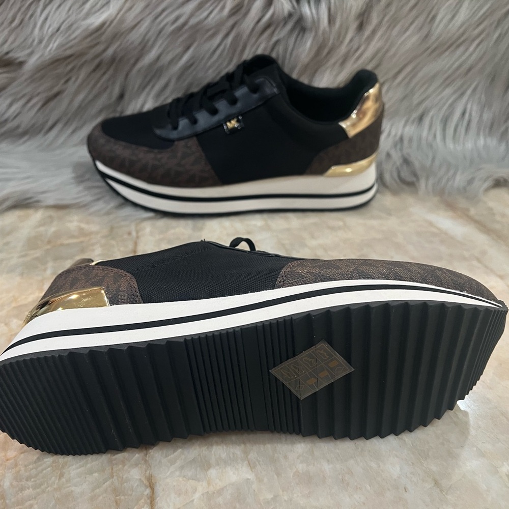 Michael Kors Women's Monique Trainer Lace-up Sneakers - Brown Logo - Picture 7 of 8